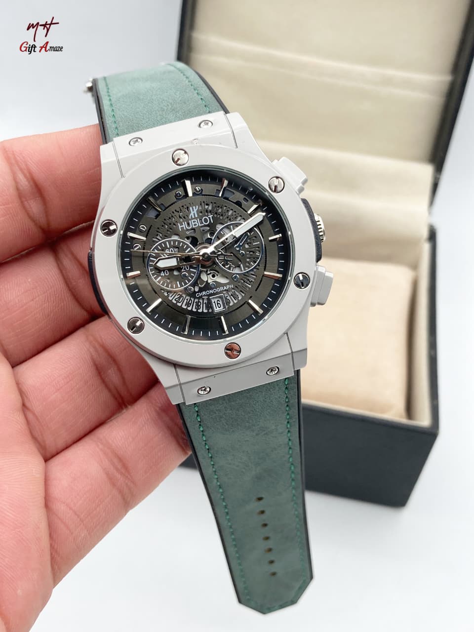 Hublot black scelton with strap