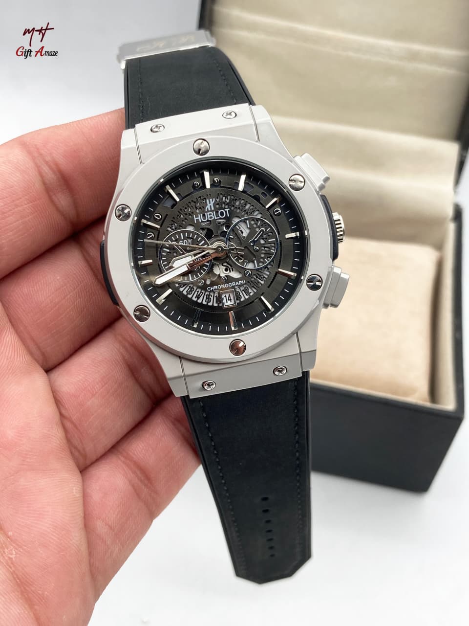 Hublot black scelton with strap